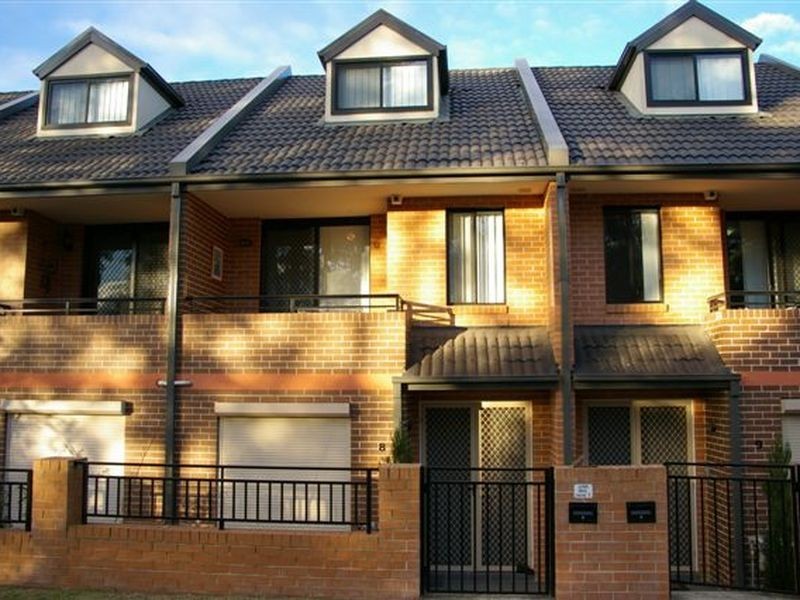 8/367-371 Wentworth Avenue, Toongabbie NSW 2146