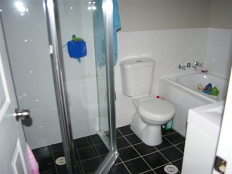 8/367-371 Wentworth Avenue, Toongabbie NSW 2146