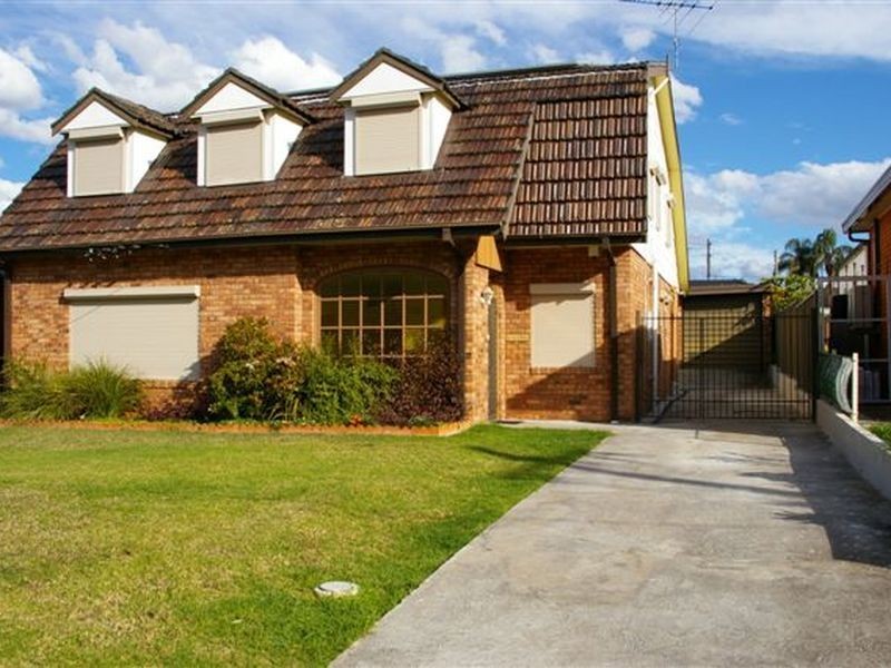 69 Lyle Street, Girraween NSW 2145