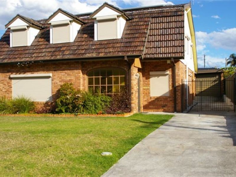 69 Lyle Street, Girraween NSW 2145