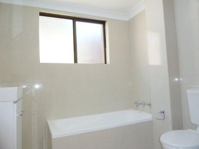 2/41-49 Lane Street, Wentworthville NSW 2145