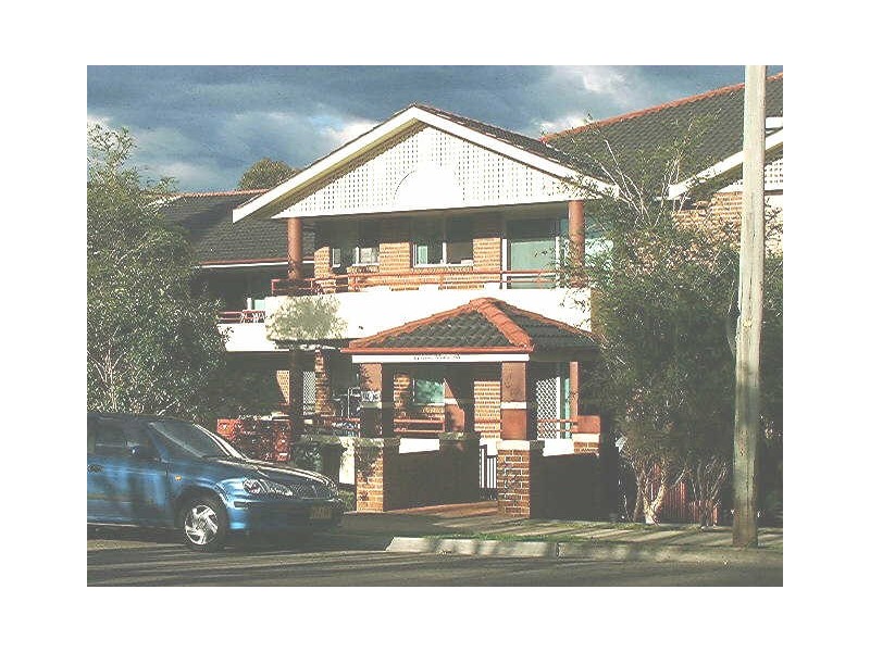 2/132 Station Street, Wentworthville NSW 2145