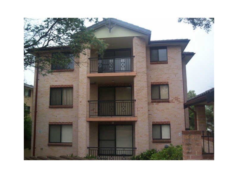 2/55 Stapleton Street, Wentworthville NSW 2145