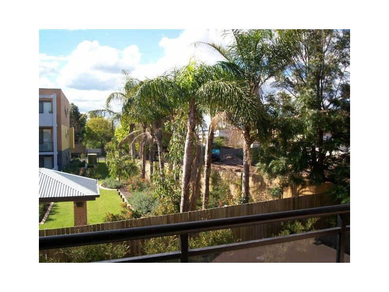 11/10-12 Reid Avenue, Westmead NSW 2145