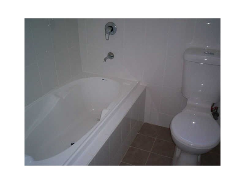 11/10-12 Reid Avenue, Westmead NSW 2145