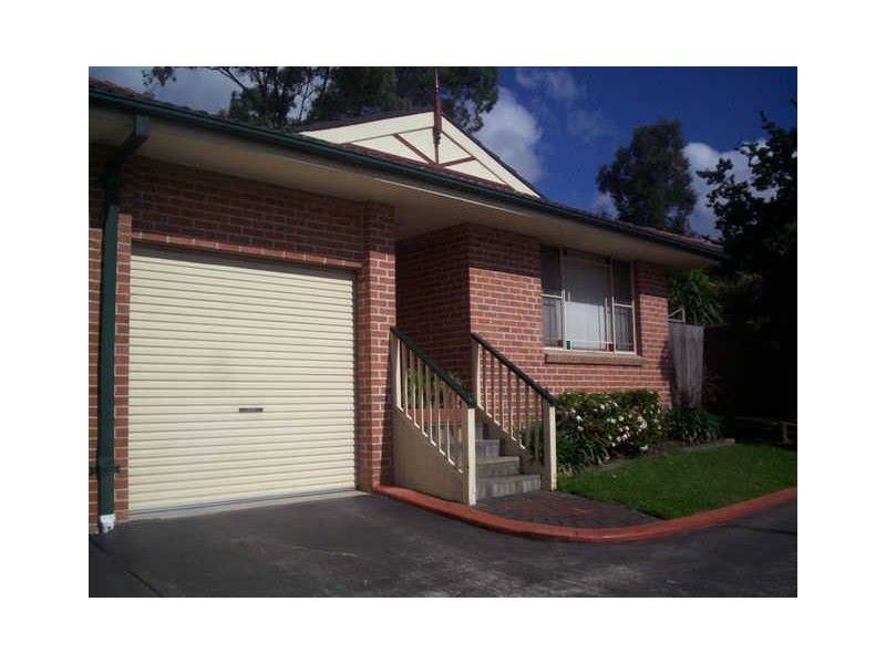 13/6 Binalong Road, Pendle Hill NSW 2145