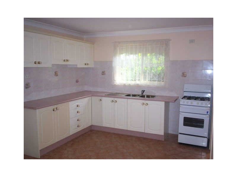 33 Brotherton Street, South Wentworthville NSW 2145