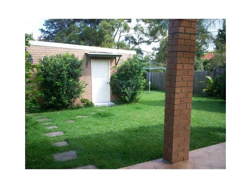 33 Brotherton Street, South Wentworthville NSW 2145