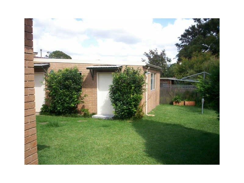 33 Brotherton Street, South Wentworthville NSW 2145