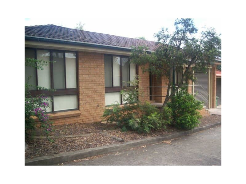 12/19 Bogalara Road, Pendle Hill NSW 2145