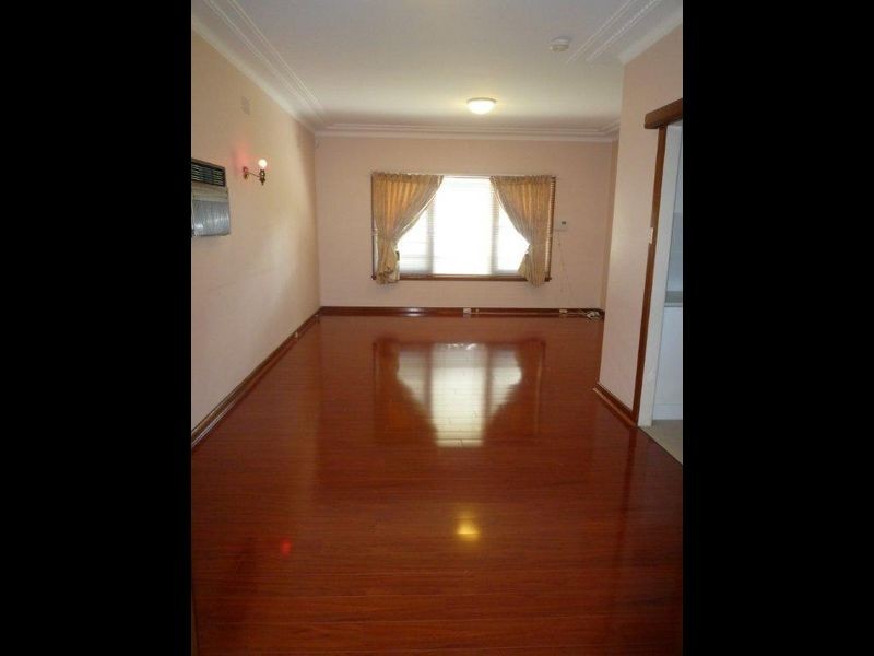 11 Glenavy Street, Wentworthville NSW 2145