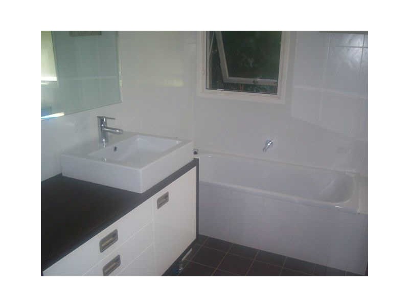 39 Anderson Road, Northmead NSW 2152