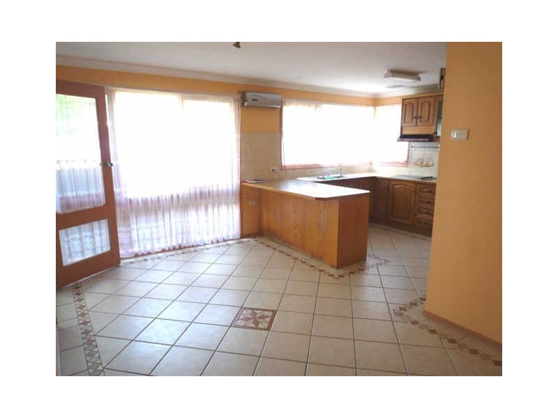 90 Greenmeadows Crescent, Toongabbie NSW 2146