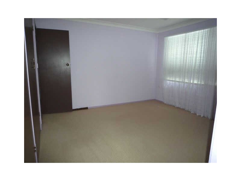 90 Greenmeadows Crescent, Toongabbie NSW 2146