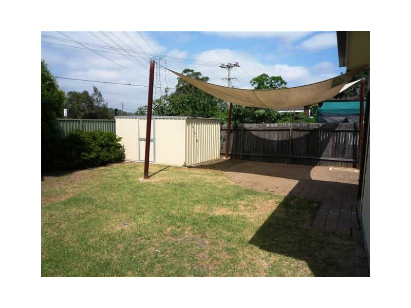 90 Greenmeadows Crescent, Toongabbie NSW 2146