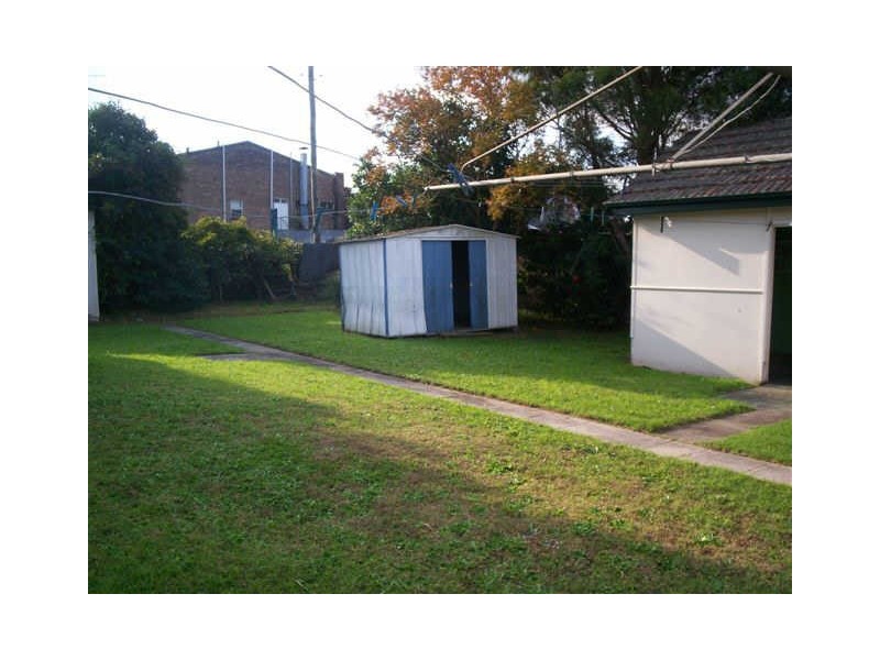 15 Toongabbie Road, Toongabbie NSW 2146