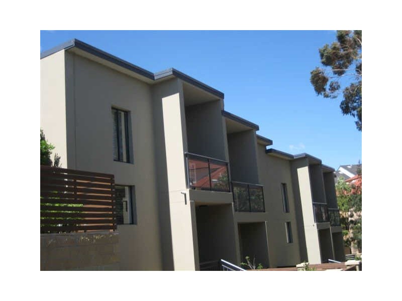 2/10-12 Campbell Street, Northmead NSW 2152