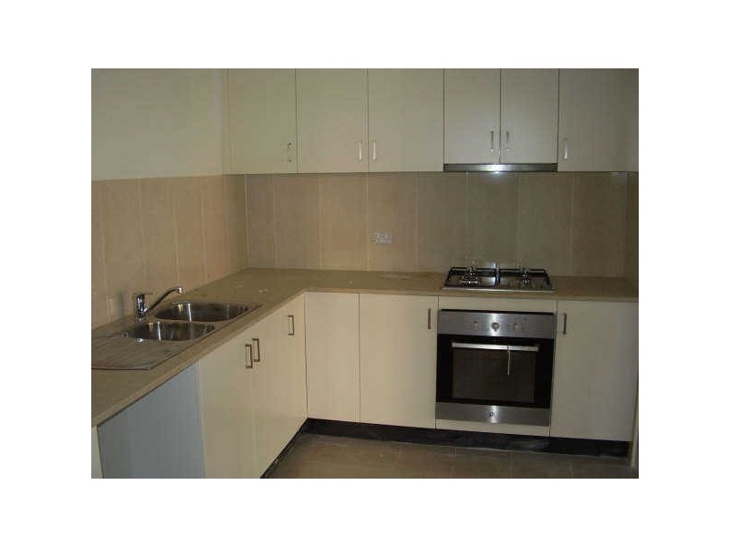 2/10-12 Campbell Street, Northmead NSW 2152