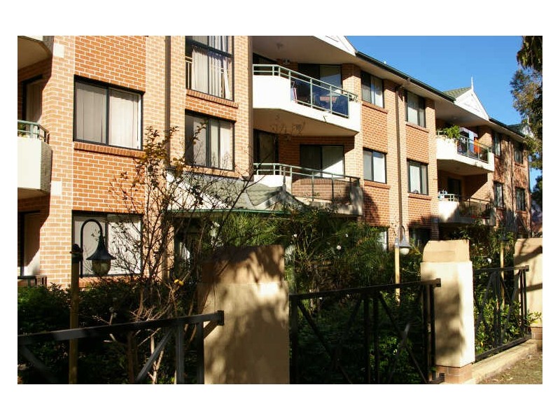 18/62 Fullagar Road, Wentworthville NSW 2145