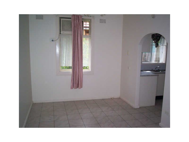 10 Toohey Avenue, Westmead NSW 2145