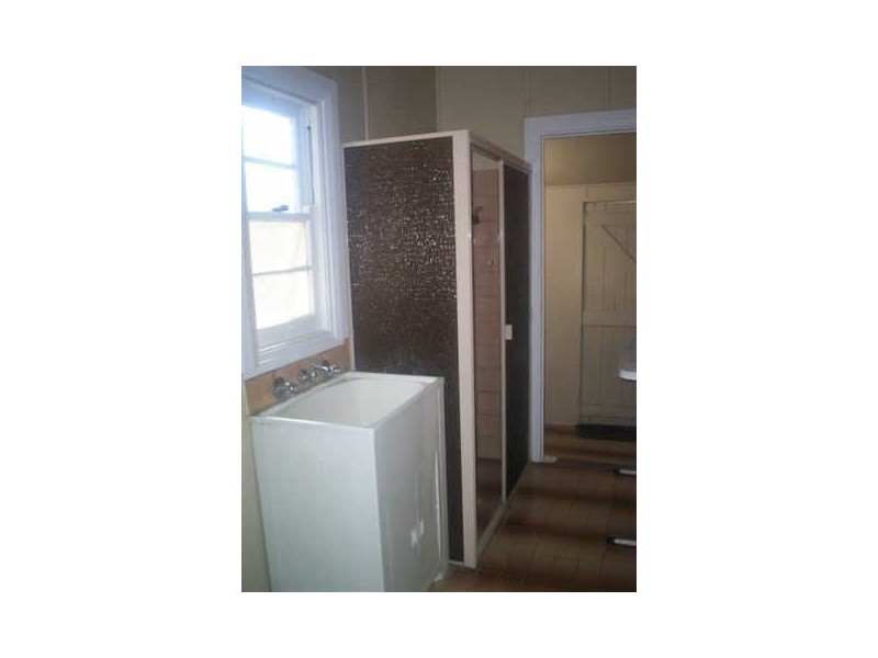 18 Bernard Street, Westmead NSW 2145