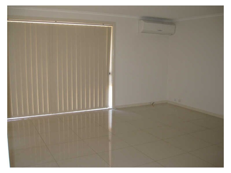 4 Carnegie Place, Castle Hill NSW 2154