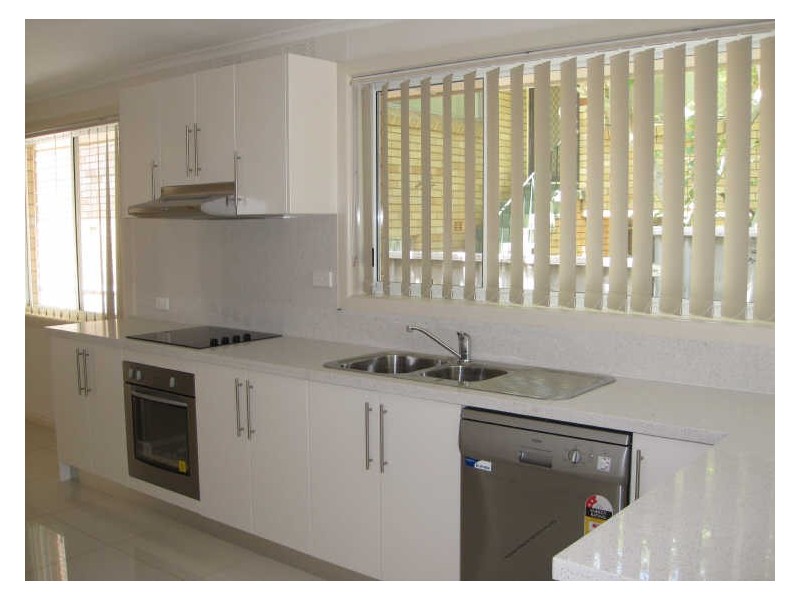 4 Carnegie Place, Castle Hill NSW 2154