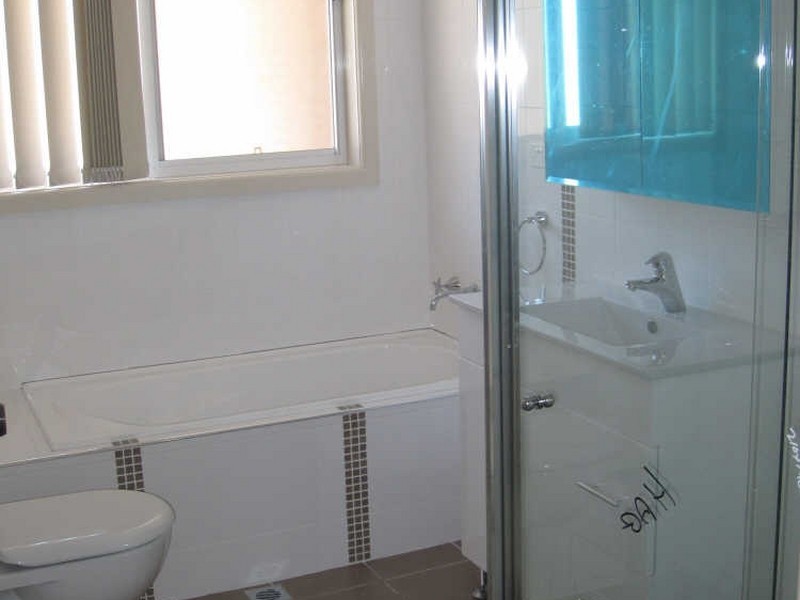 4 Carnegie Place, Castle Hill NSW 2154