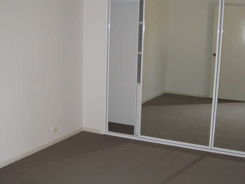 4 Carnegie Place, Castle Hill NSW 2154