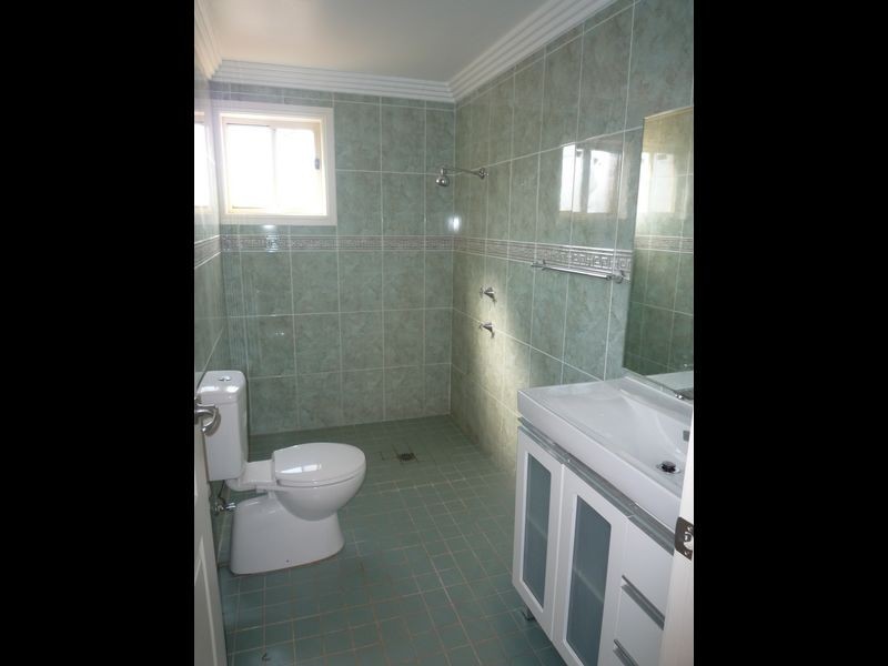 18 Targo Road, Girraween NSW 2145