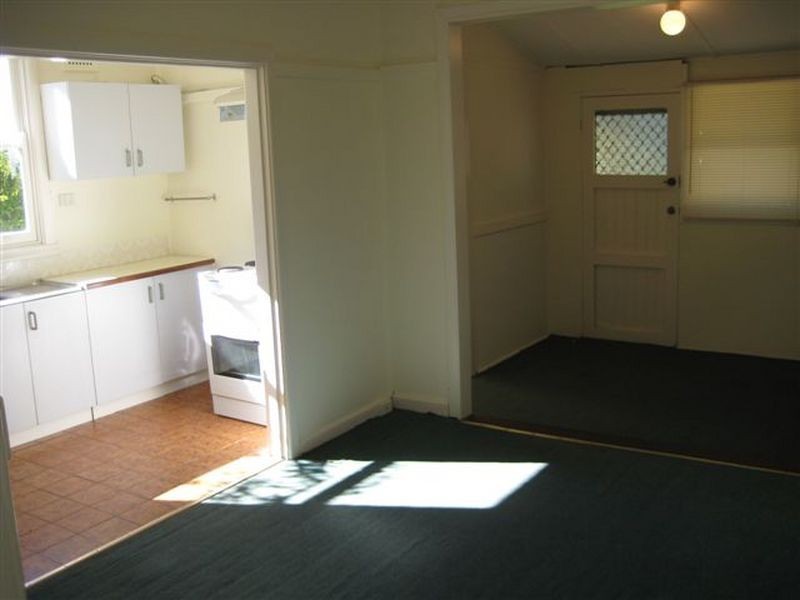 8 Mashman Avenue, Wentworthville NSW 2145