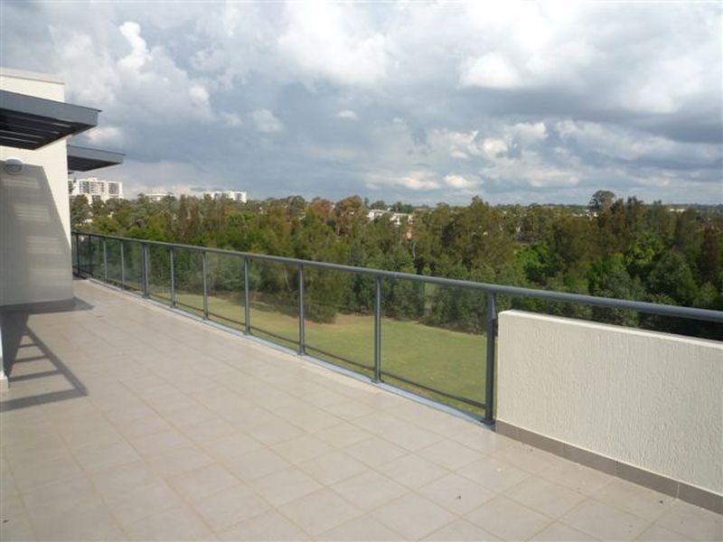 32 Mons Road, Westmead NSW 2145