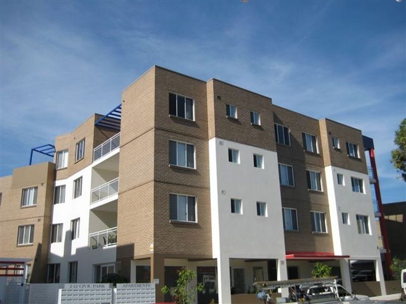 20/2-12 Civic Avenue, Pendle Hill NSW 2145