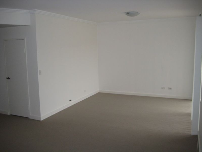 20/2-12 Civic Avenue, Pendle Hill NSW 2145