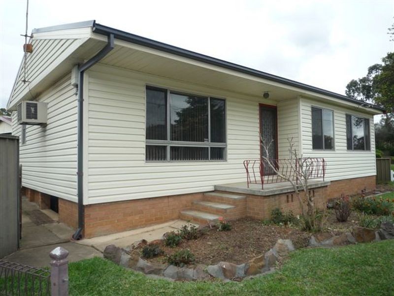 7 Runyon Avenue, Greystanes NSW 2145