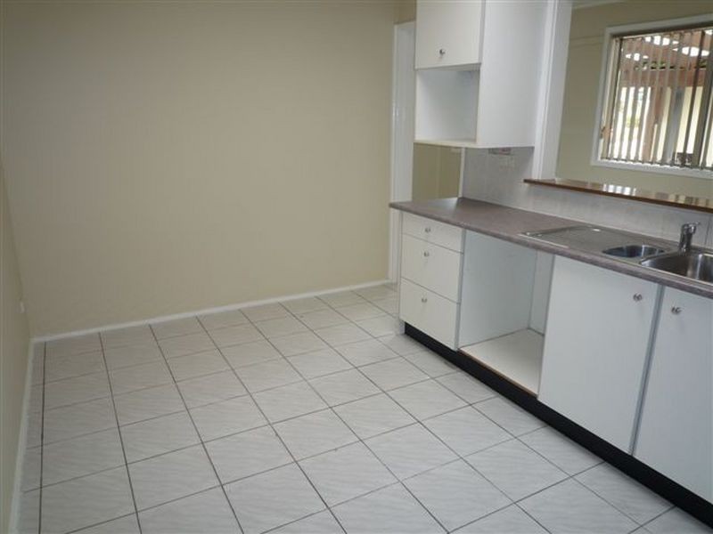 7 Runyon Avenue, Greystanes NSW 2145