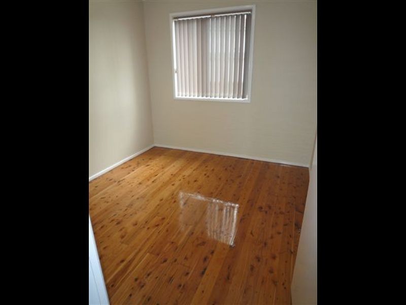 7 Runyon Avenue, Greystanes NSW 2145