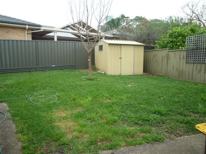 7 Runyon Avenue, Greystanes NSW 2145