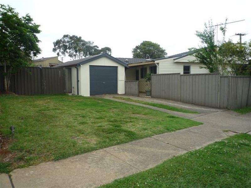 7 Runyon Avenue, Greystanes NSW 2145