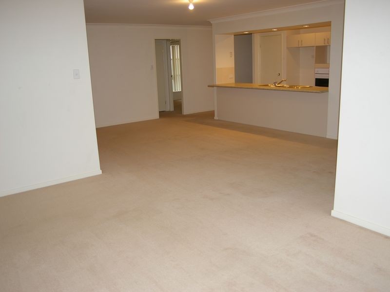 37 Boldero Crescent, Glenmore Park NSW 2745