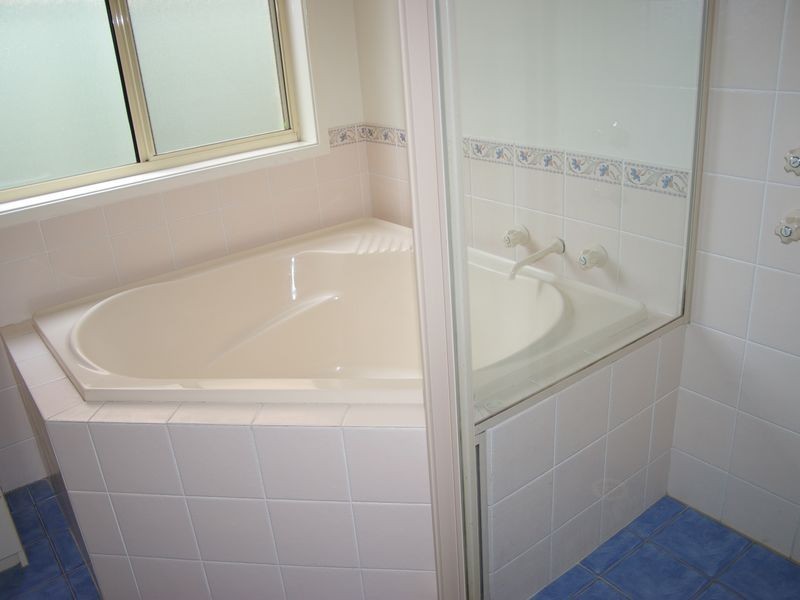 37 Boldero Crescent, Glenmore Park NSW 2745