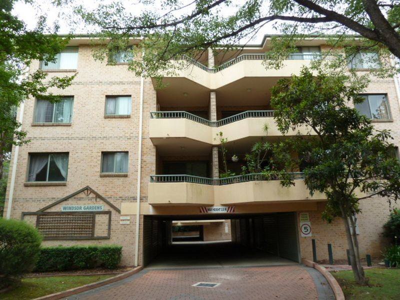 6/235 Targo Rd, Toongabbie NSW 2146