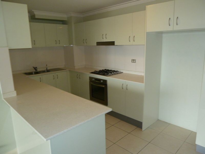 810/91b Bridge Rd, Westmead NSW 2145