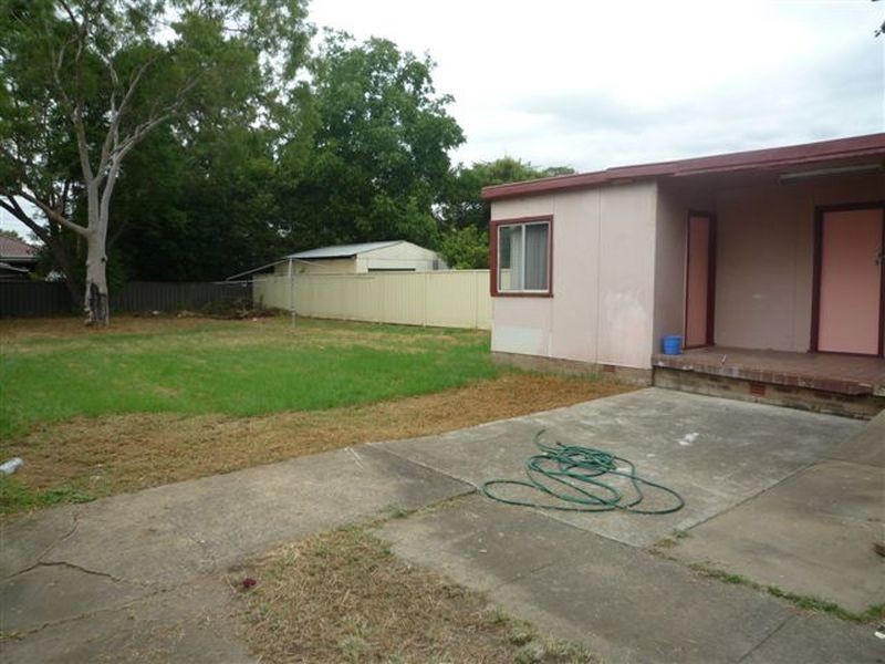 11 Fulton Avenue, Wentworthville NSW 2145