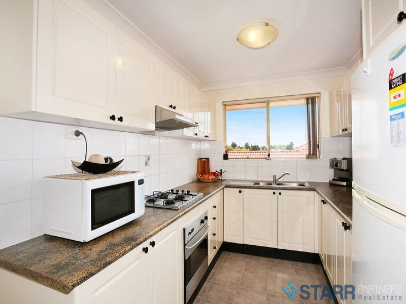 16/62 The Esplanade, Guildford NSW 2161