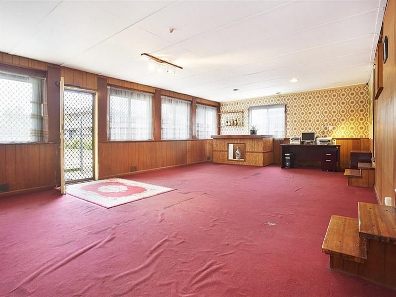 16 COTSWOLD STREET, Westmead NSW 2145