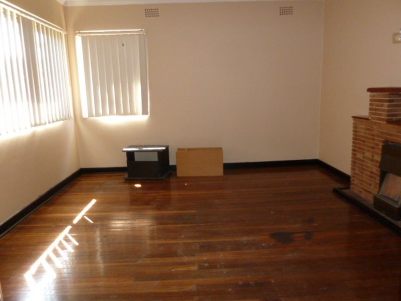 191 GREAT WESTERN HIGHWAY, Mays Hill NSW 2145