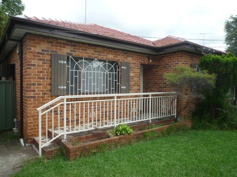 44 FULLAGAR ROAD, Wentworthville NSW 2145