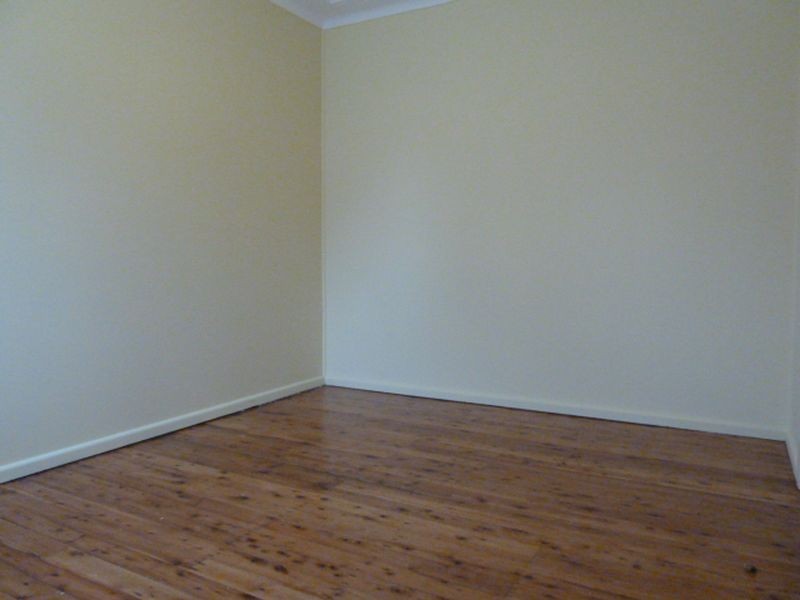 2/4 DIANA STREET, Pendle Hill NSW 2145