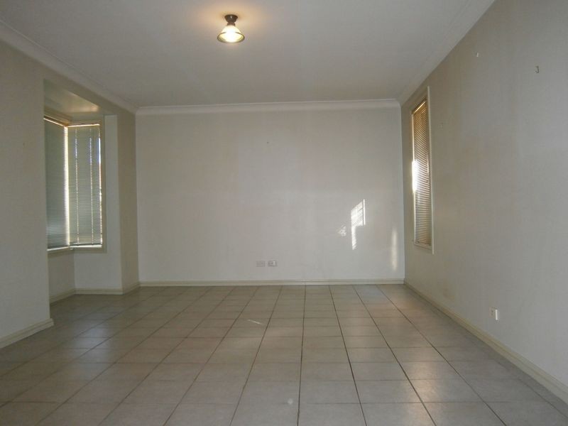 197B WENTWORTH AVENUE, Pendle Hill NSW 2145